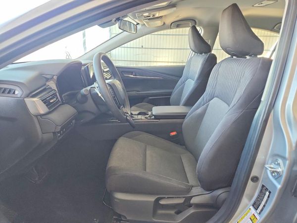 2025 TOYOTA CAMRY — DENT