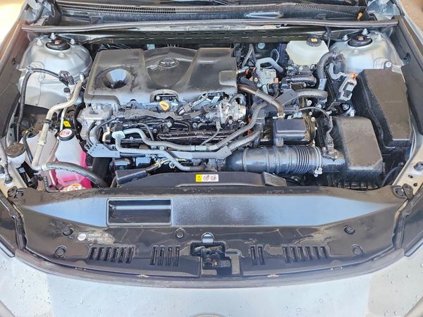 2025 TOYOTA CAMRY — Engine bay