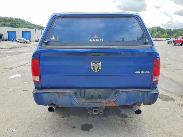 2015 RAM 1500 ST
