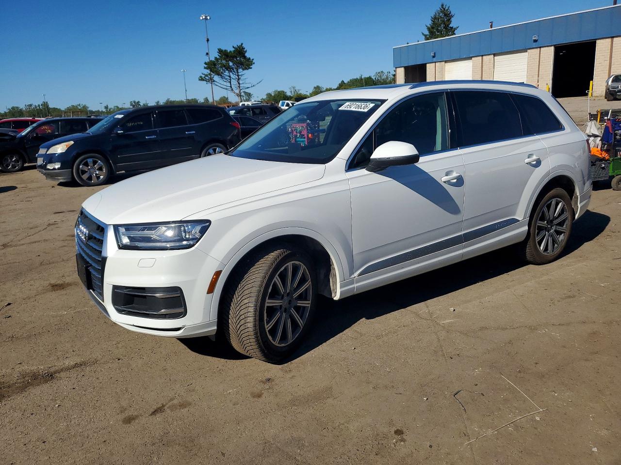 2018 AUDI Q7 quattro Premium Plus — Front 3/4