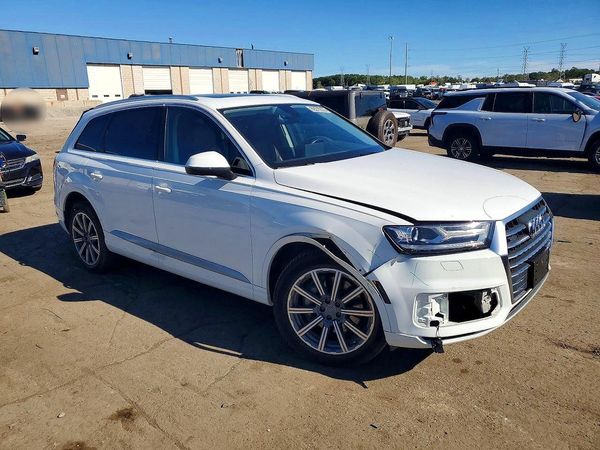 2018 AUDI Q7 quattro Premium Plus — Passenger 3/4