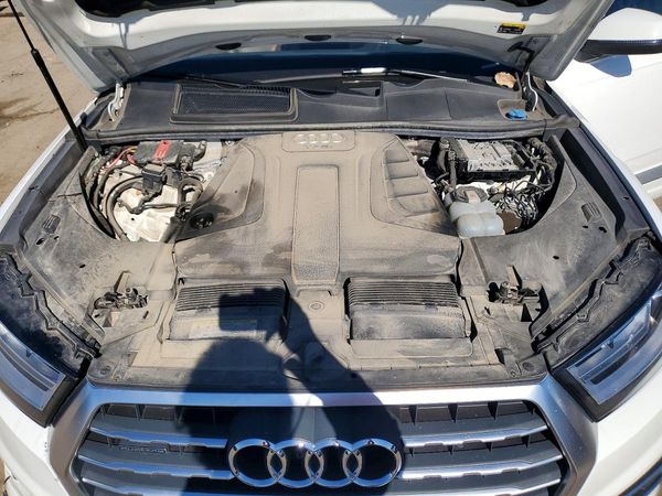 2018 AUDI Q7 quattro Premium Plus — Engine bay