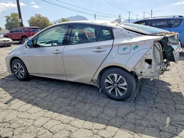 2018 TOYOTA PRIUS Plus/Premium/Advanced — DSRA