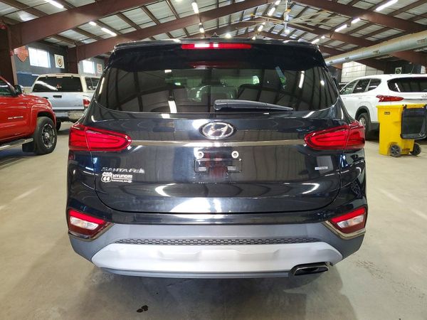 2019 HYUNDAI SANTA FE SE