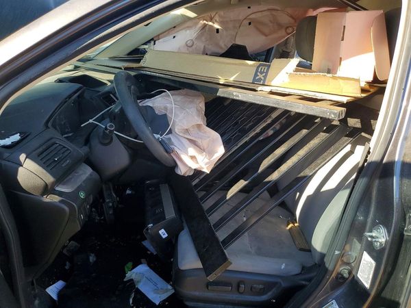 2015 HONDA CRV EX — DENT