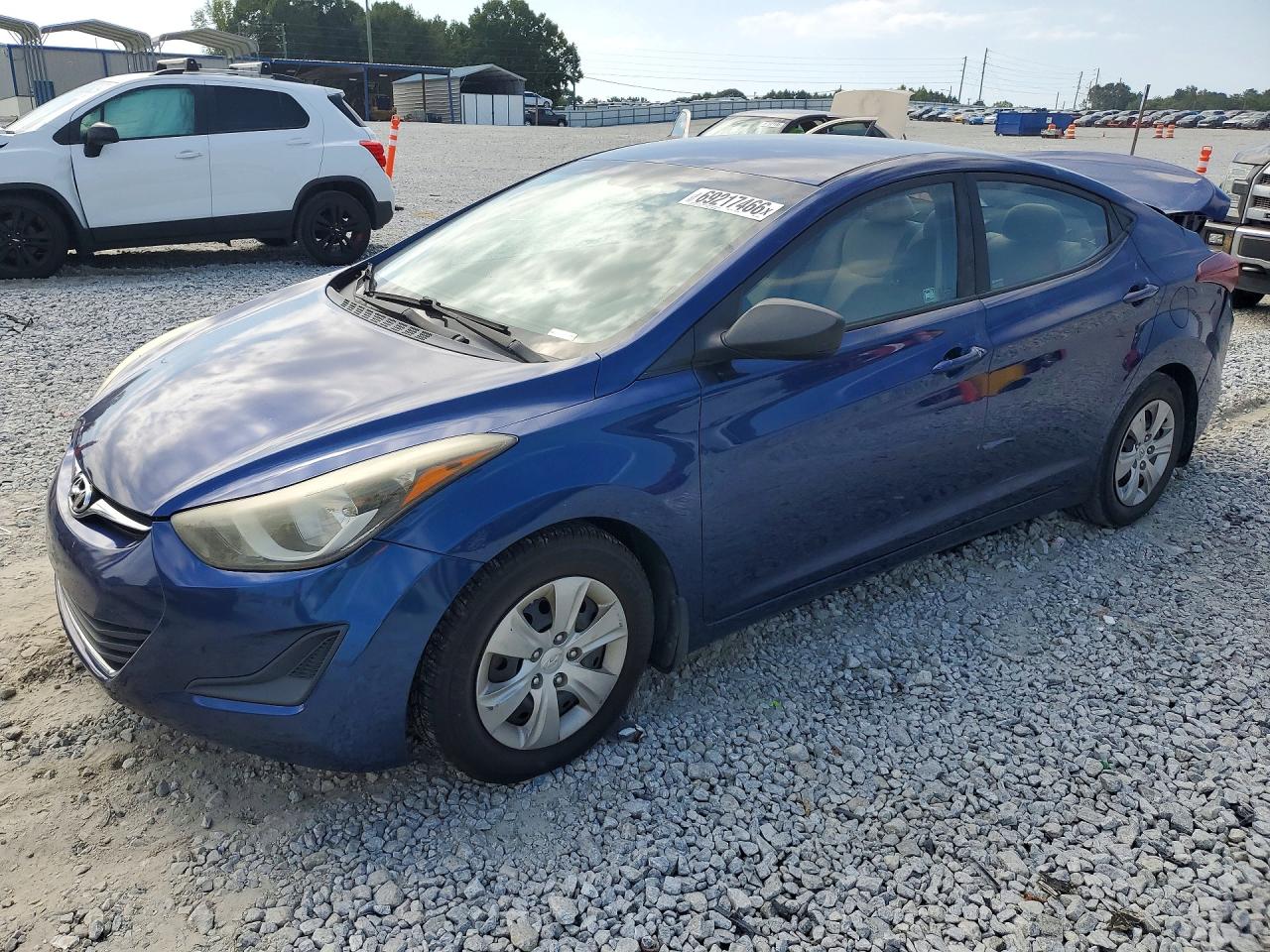 2016 HYUNDAI ELANTRA — Front 3/4