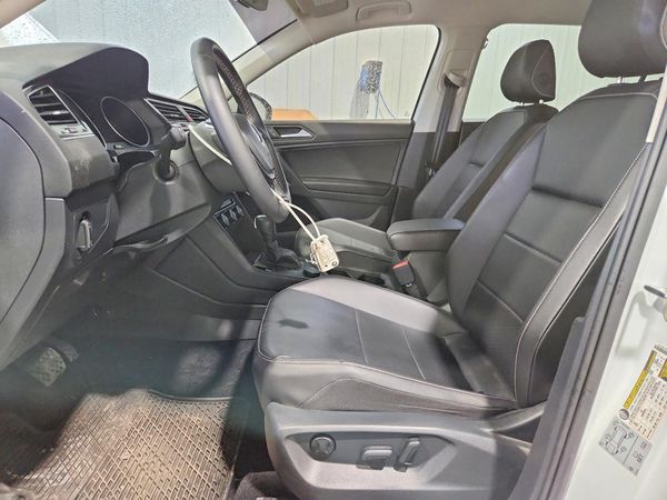 2021 VOLKSWAGEN TIGUAN — DENT