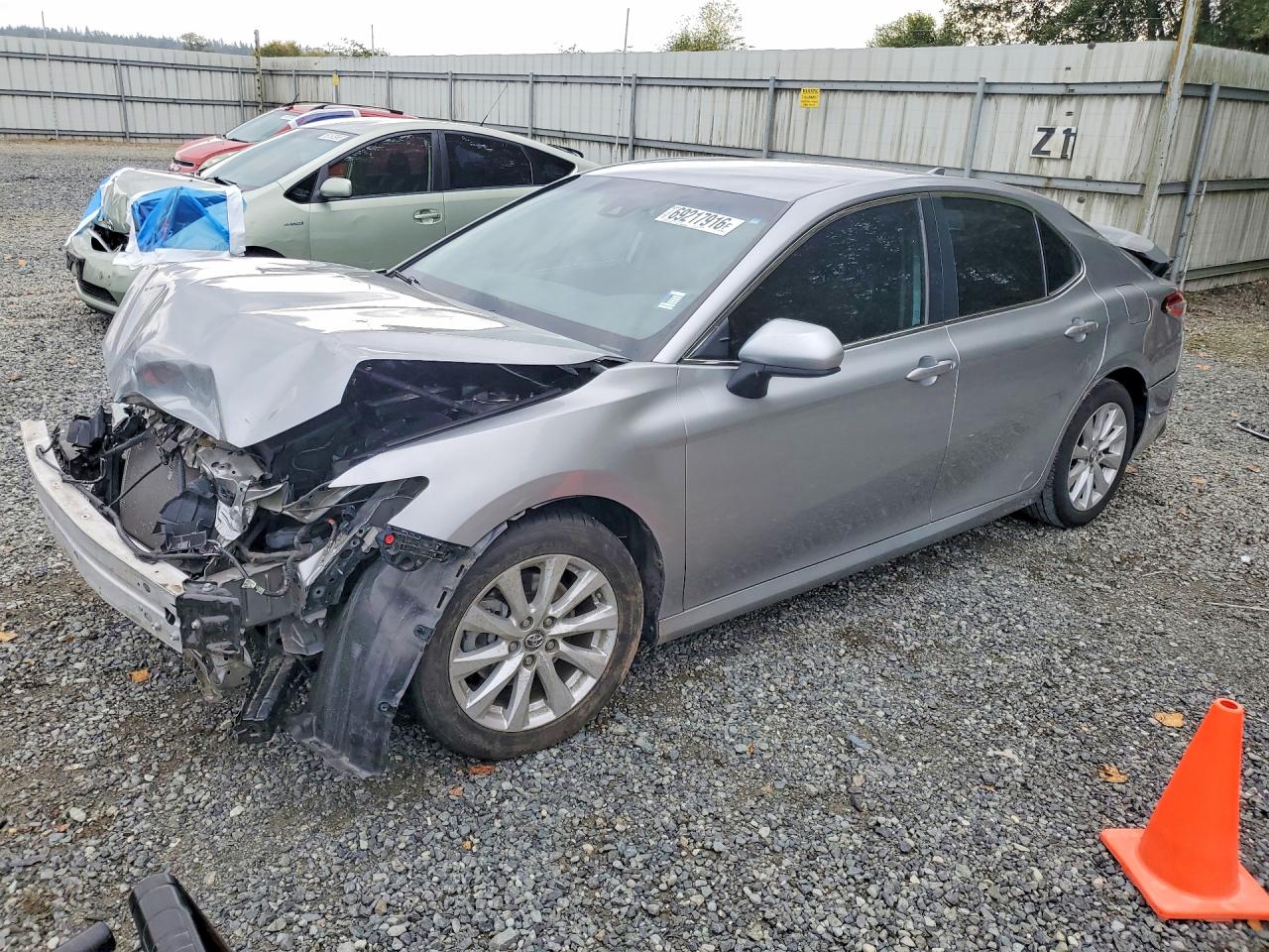 2019 TOYOTA CAMRY L/LE/SE/XLE — Front 3/4