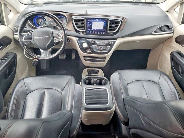 2018 CHRYSLER PACIFICA — CKPT