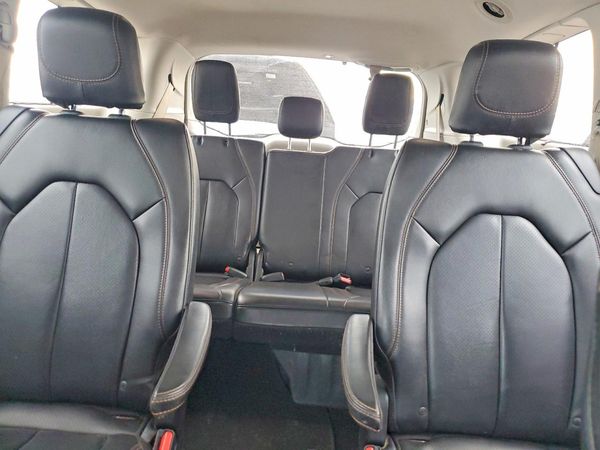 2018 CHRYSLER PACIFICA — SUVN