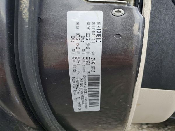 2018 CHRYSLER PACIFICA — VINS