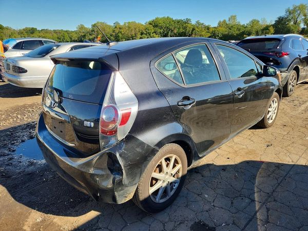 2014 TOYOTA PRIUS — PSRA