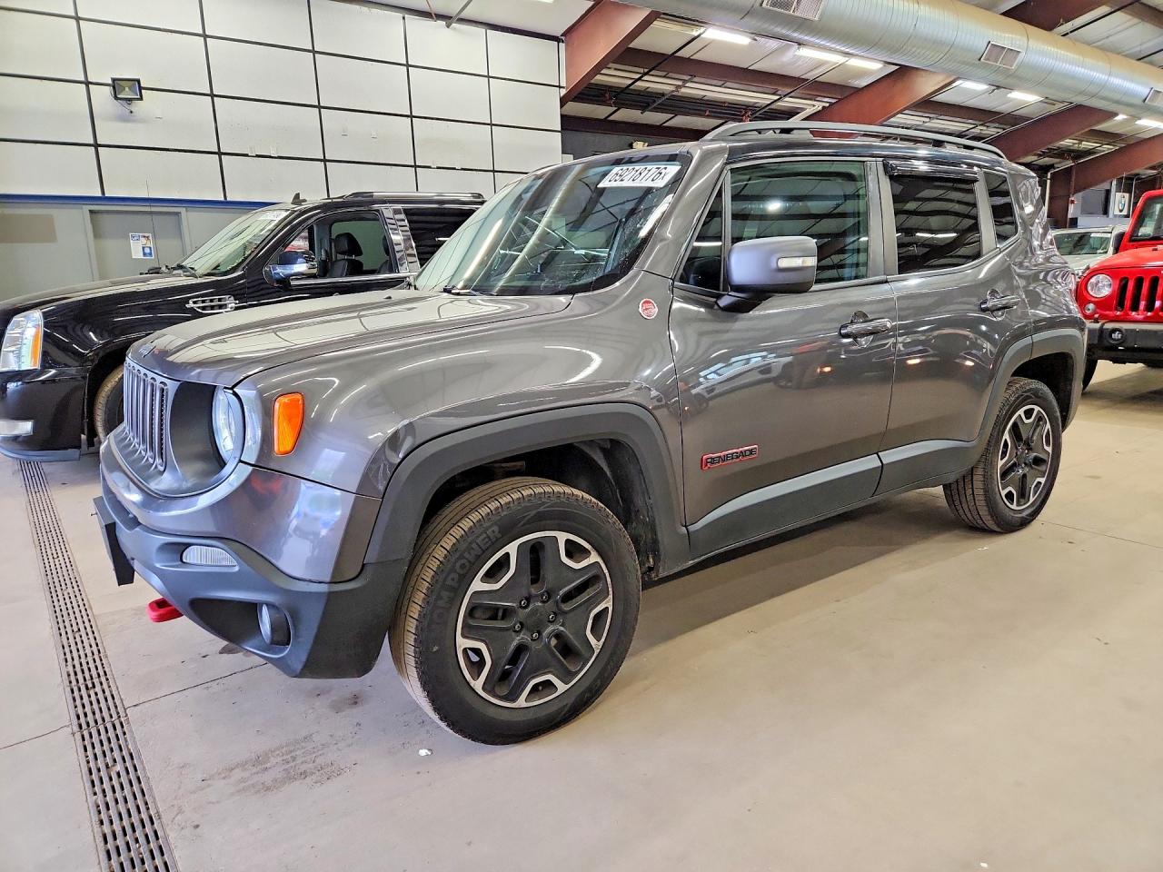 2017 JEEP RENEGADE Trailhawk