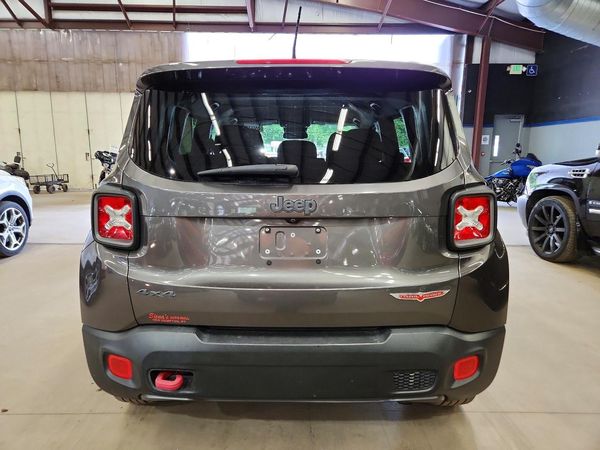 2017 JEEP RENEGADE Trailhawk