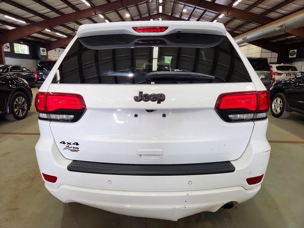 2020 JEEP GRAND CHEROKEE Laredo