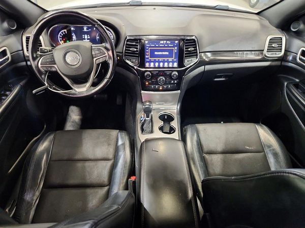 2020 JEEP GRAND CHEROKEE Laredo