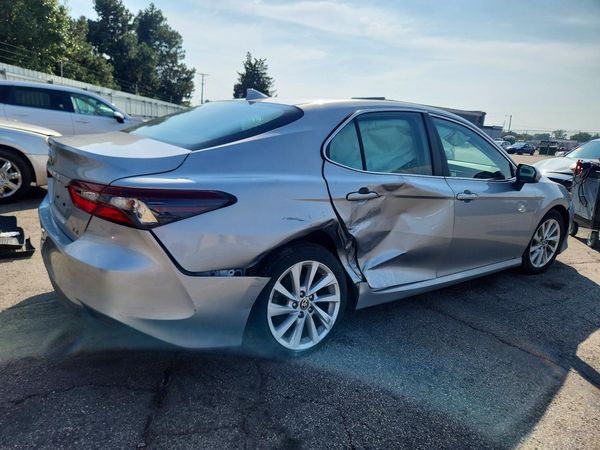 2022 TOYOTA CAMRY LE — PSRA