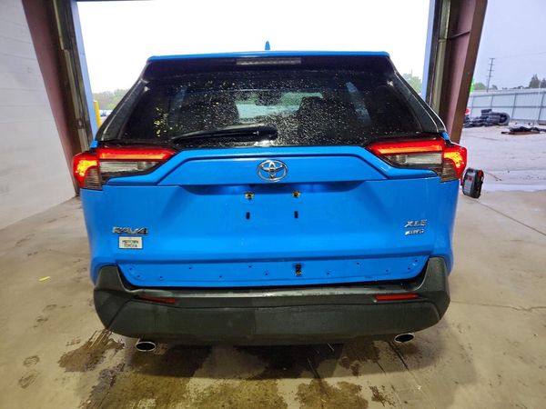 2019 TOYOTA RAV4 XLE / XLE Premium 4WD — DIRR