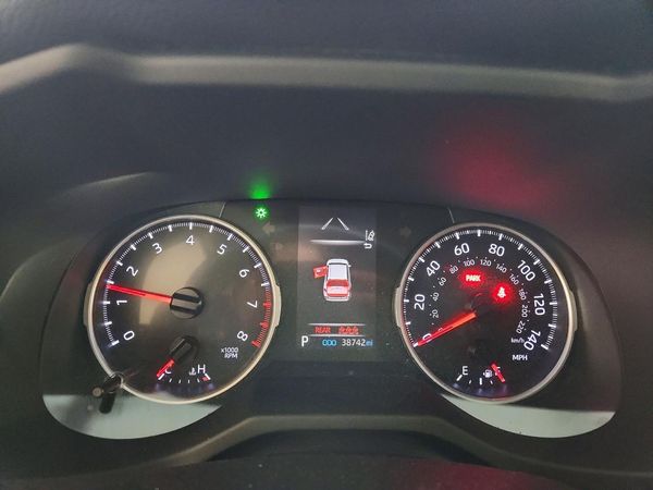 2019 TOYOTA RAV4 XLE / XLE Premium 4WD — ODOM
