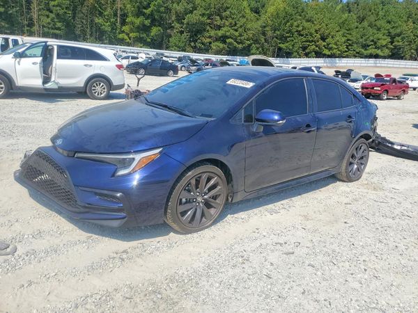 2026 TOYOTA COROLLA — Front 3/4