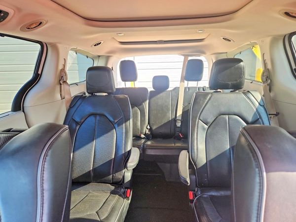 2018 CHRYSLER PACIFICA Limited — SUVN