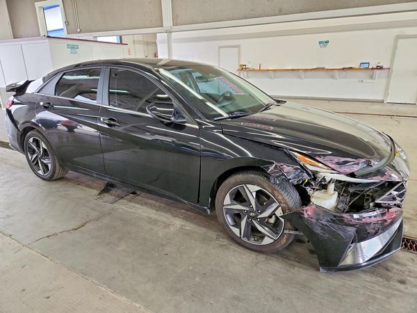 2021 HYUNDAI ELANTRA SEL w/ Premium Pkg — Passenger 3/4