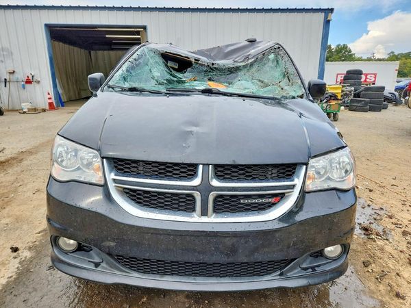 2018 DODGE CARAVAN SXT — DIRF