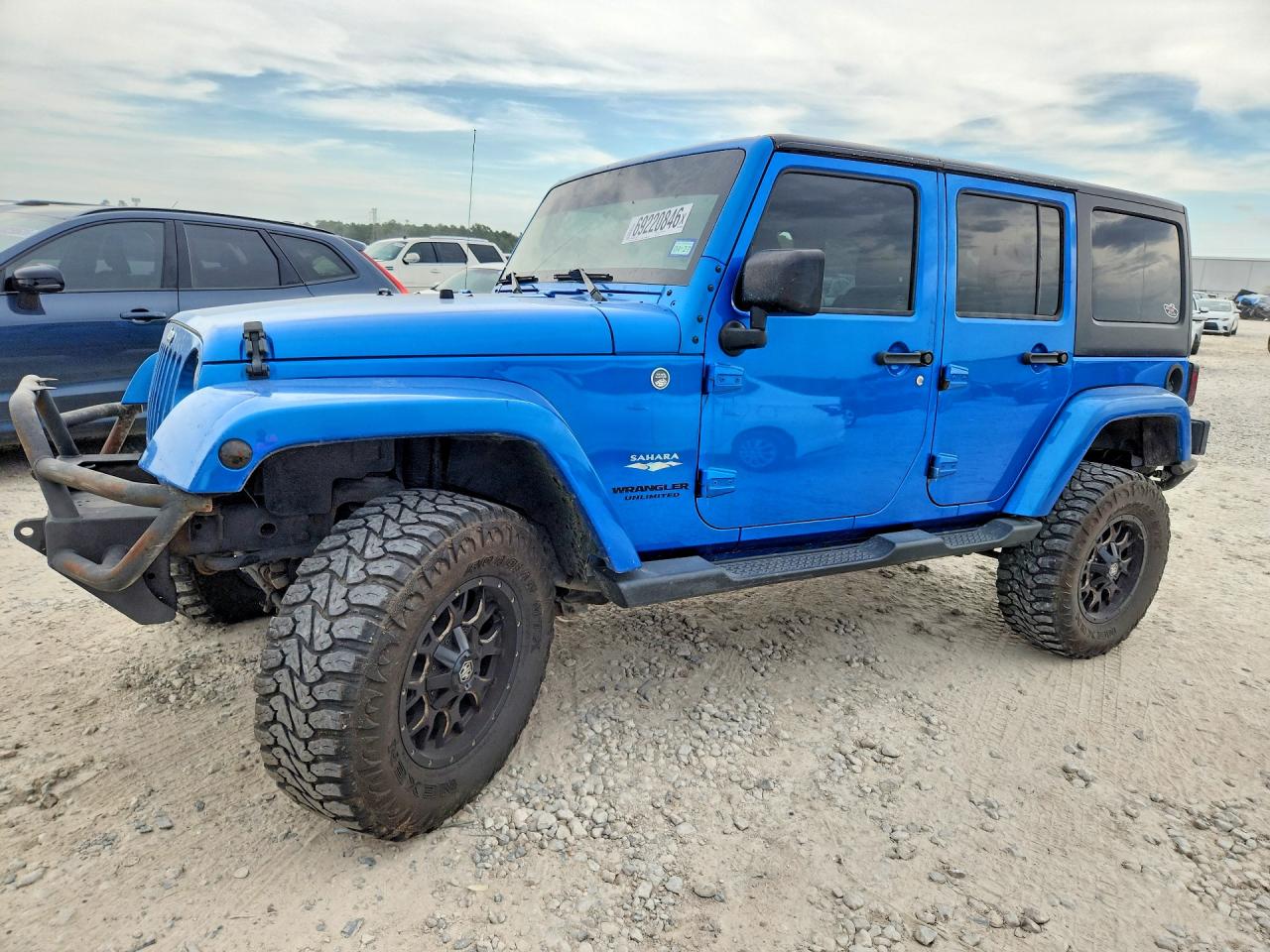 2015 JEEP WRANGLER UNLIMITED — Front 3/4