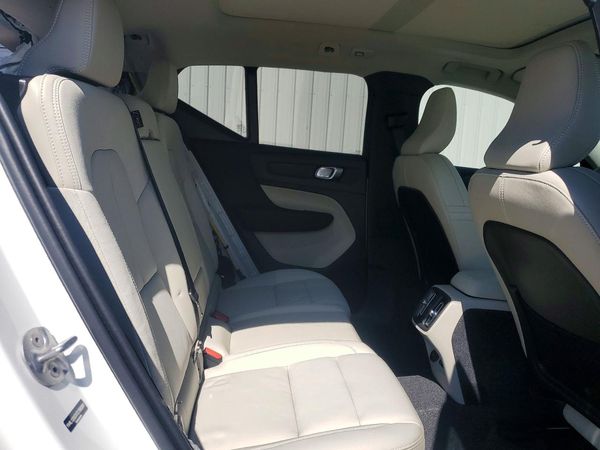 2026 VOLVO XC40 — PSRS
