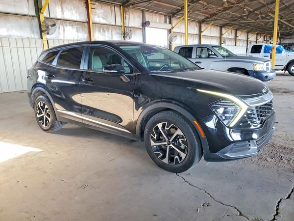 2024 KIA SPORTAGE — Passenger 3/4