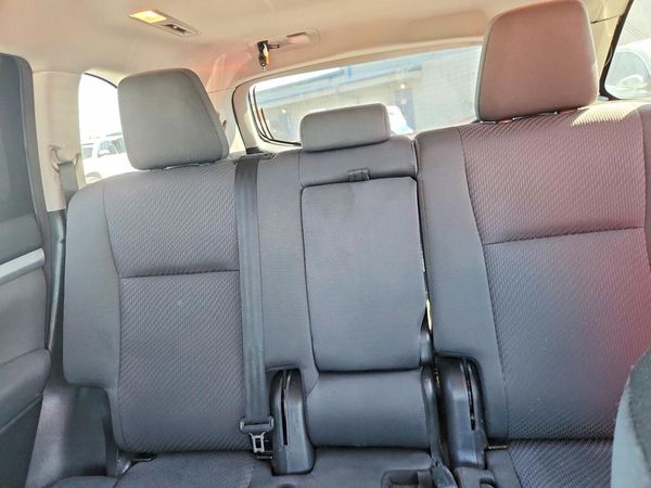 2017 TOYOTA HIGHLANDER — SUVN