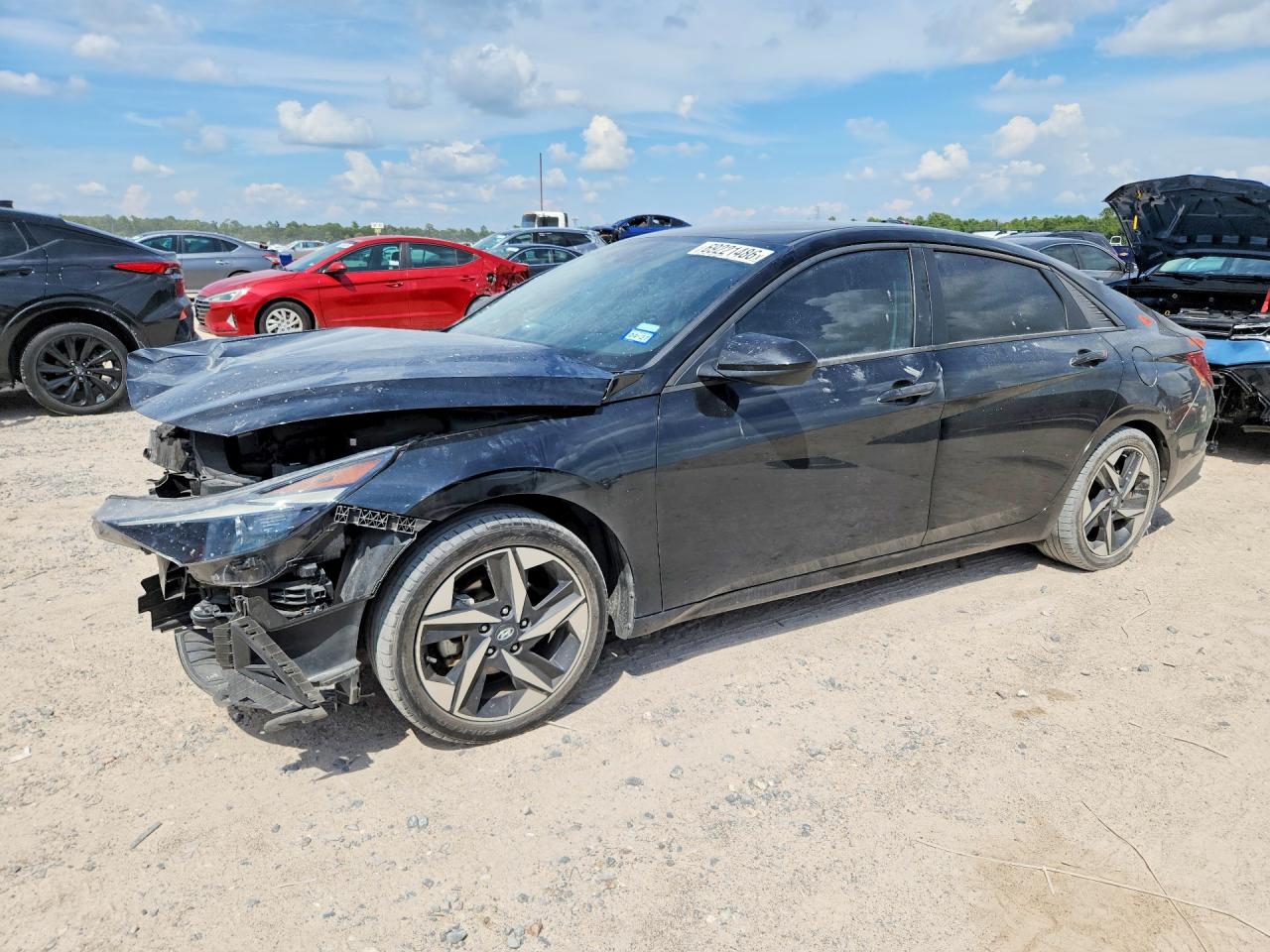 2023 HYUNDAI ELANTRA — Front 3/4