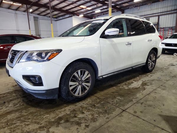 2020 NISSAN PATHFINDER — Front 3/4