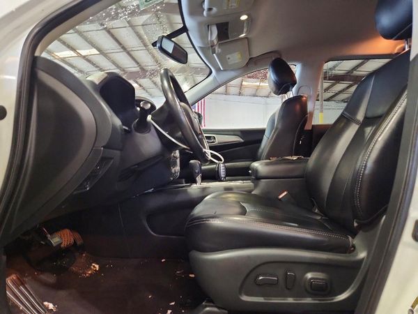 2020 NISSAN PATHFINDER — DENT