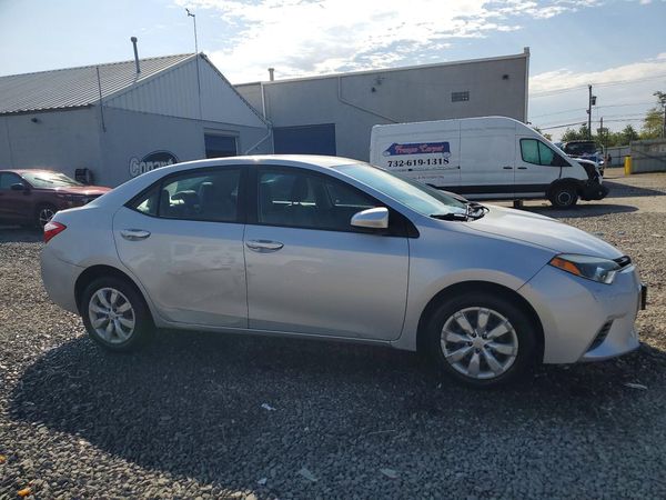 2015 TOYOTA COROLLA — Passenger 3/4