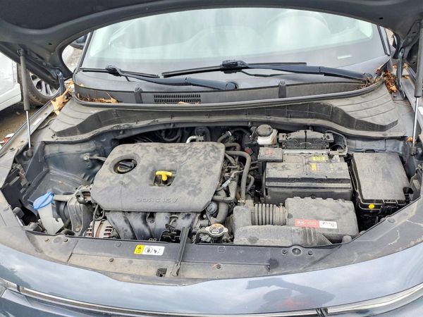 2020 KIA SOUL — Engine bay