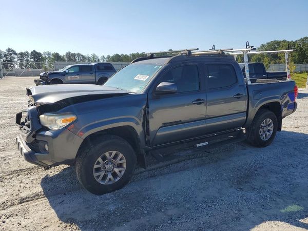 2016 TOYOTA TACOMA — Front 3/4