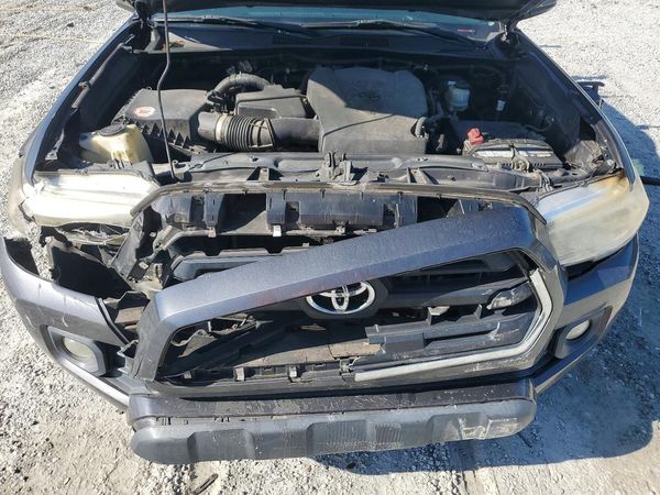 2016 TOYOTA TACOMA — Engine bay
