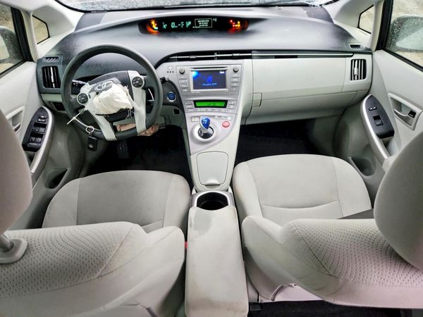 2013 TOYOTA PRIUS — CKPT