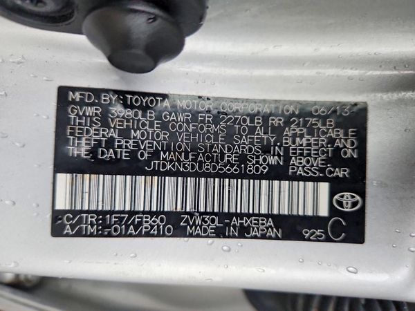 2013 TOYOTA PRIUS — VINS