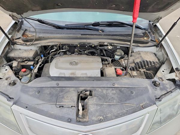 2012 ACURA MDX Advance Ent. — Engine bay