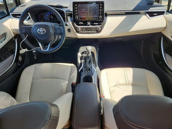 2020 TOYOTA COROLLA XLE