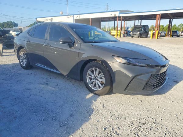 2025 TOYOTA CAMRY — Passenger 3/4