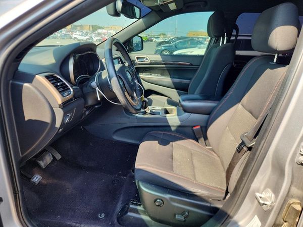 2016 JEEP GRAND CHEROKEE — DENT
