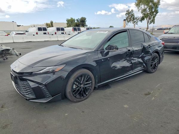 2025 TOYOTA CAMRY — DSFA — Front 3/4