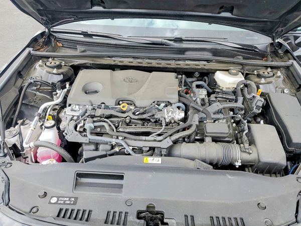 2025 TOYOTA CAMRY — Engine bay