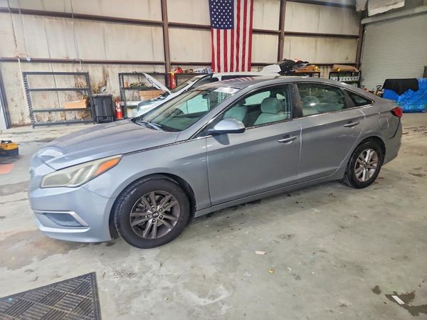 2017 HYUNDAI SONATA — DSFA — Front 3/4