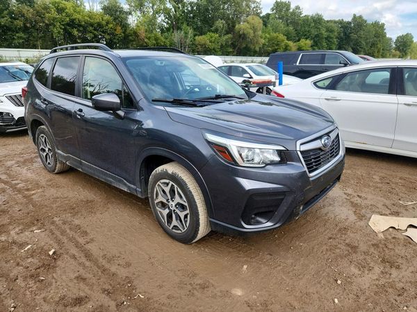 2020 SUBARU FORESTER — Passenger 3/4