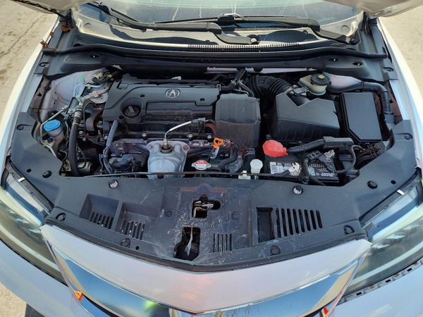 2016 ACURA ILX — Engine bay