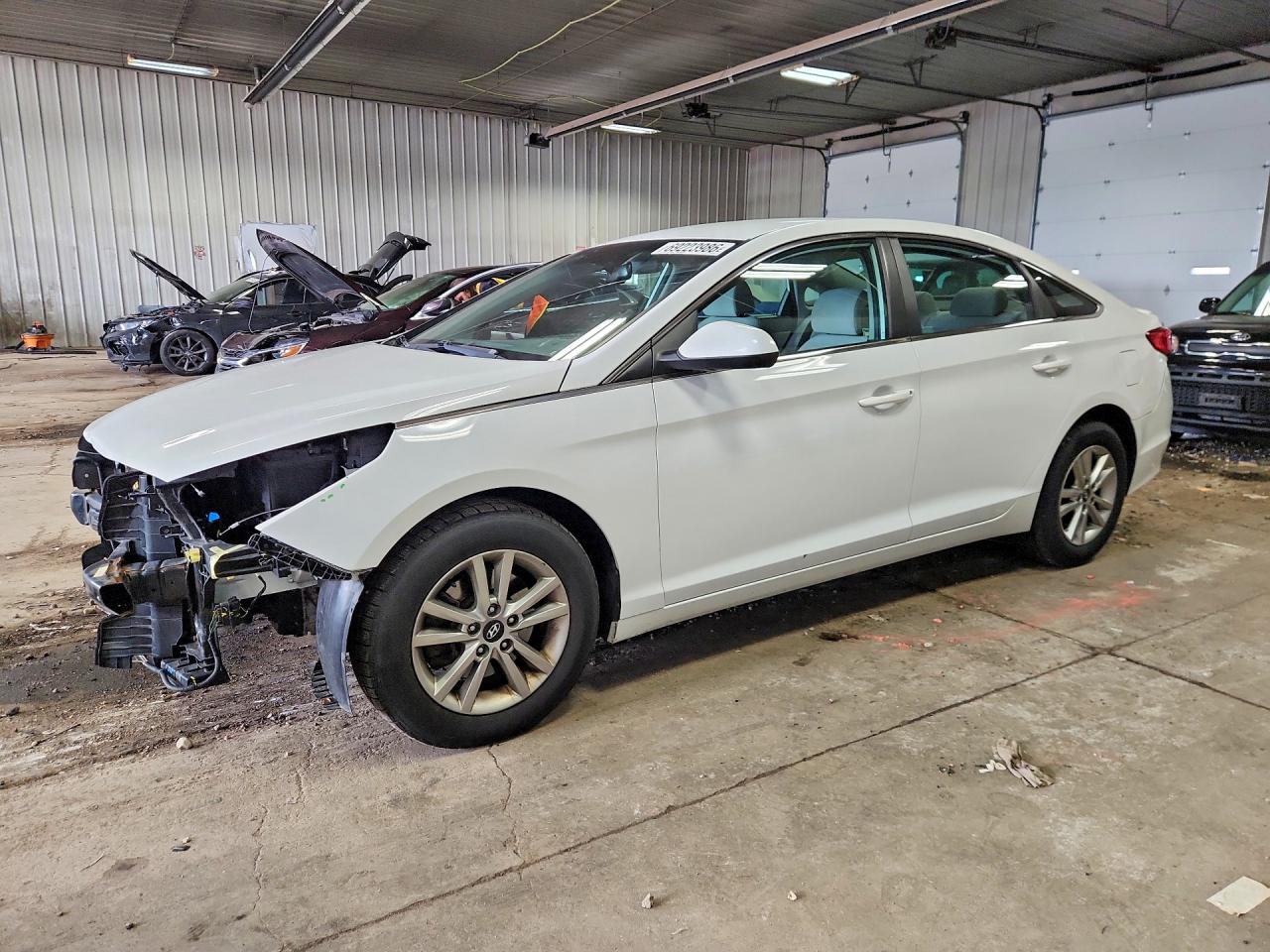 2016 HYUNDAI SONATA — Front 3/4